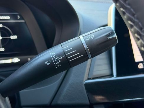 Used 2025 Cadillac CT4 V image 31