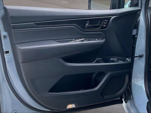 Used 2023 Honda Odyssey Touring image 19
