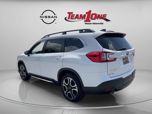 Used 2023 Subaru Ascent Limited AWD/4WD image 6