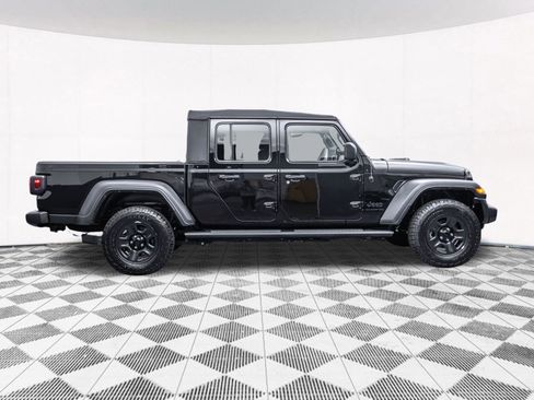 Used 2021 Jeep Gladiator Sport image 14