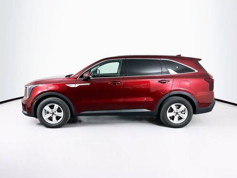 Used 2025 Kia Sorento LX FWD image 3
