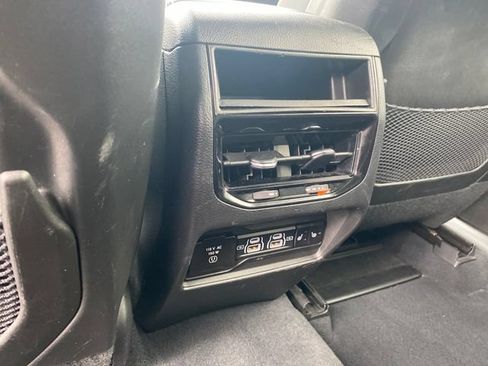 Used 2023 Jeep Grand Cherokee Limited AWD/4WD image 19