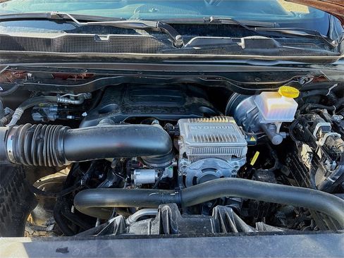 Used 2024 RAM 1500 Big Horn image 28