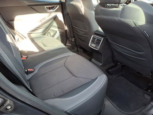 Used 2023 Subaru Forester Premium image 9