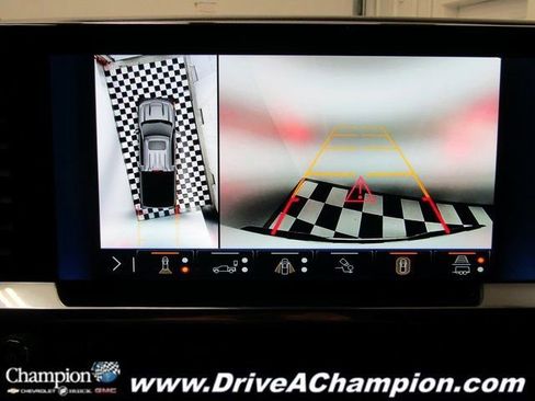 Certified 2025 Chevrolet Silverado 1500 LTZ image 9