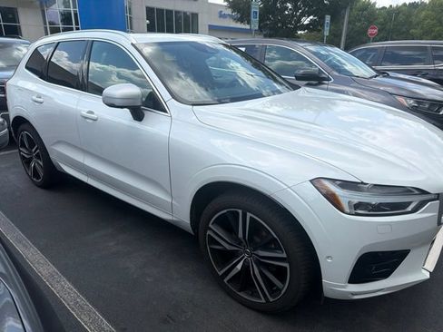 Used 2019 Volvo XC60 T5 R-Design w/ Protection Package Premier FWD image 2