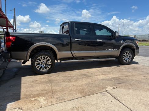 Used 2016 Nissan Titan Platinum Reserve RWD image 9