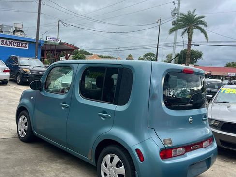 Used 2009 Nissan Cube 1.8 S w/ Interior Designer Pkg FWD image 4