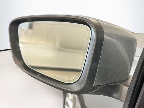 Used 2025 BMW 330i xDrive Sedan image 16