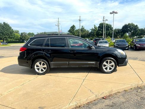 Used 2013 Subaru Outback 2.5i Premium w/ Popular Pkg 1B image 4