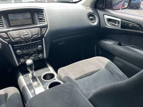 Used 2015 Nissan Pathfinder SV FWD image 13