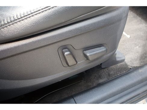 Used 2019 Hyundai Santa Fe Limited FWD image 29
