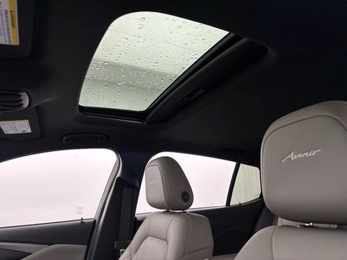 New 2026 Buick Envista Avenir image 4