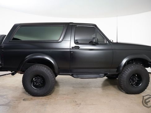 Used 1996 Ford Bronco Eddie Bauer image 10