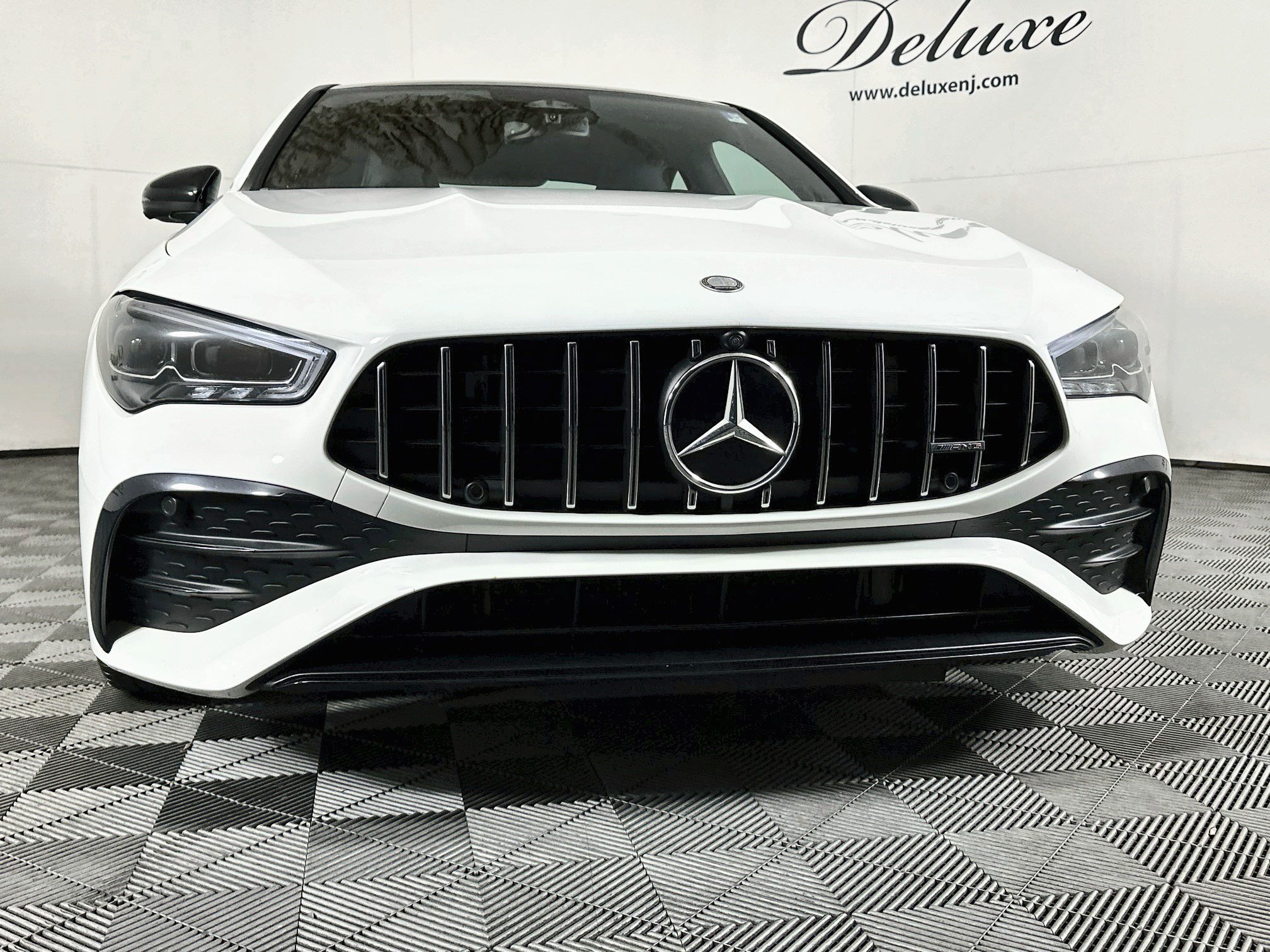 Used 2024 Mercedes-Benz CLA 35 AMG 4MATIC image 30