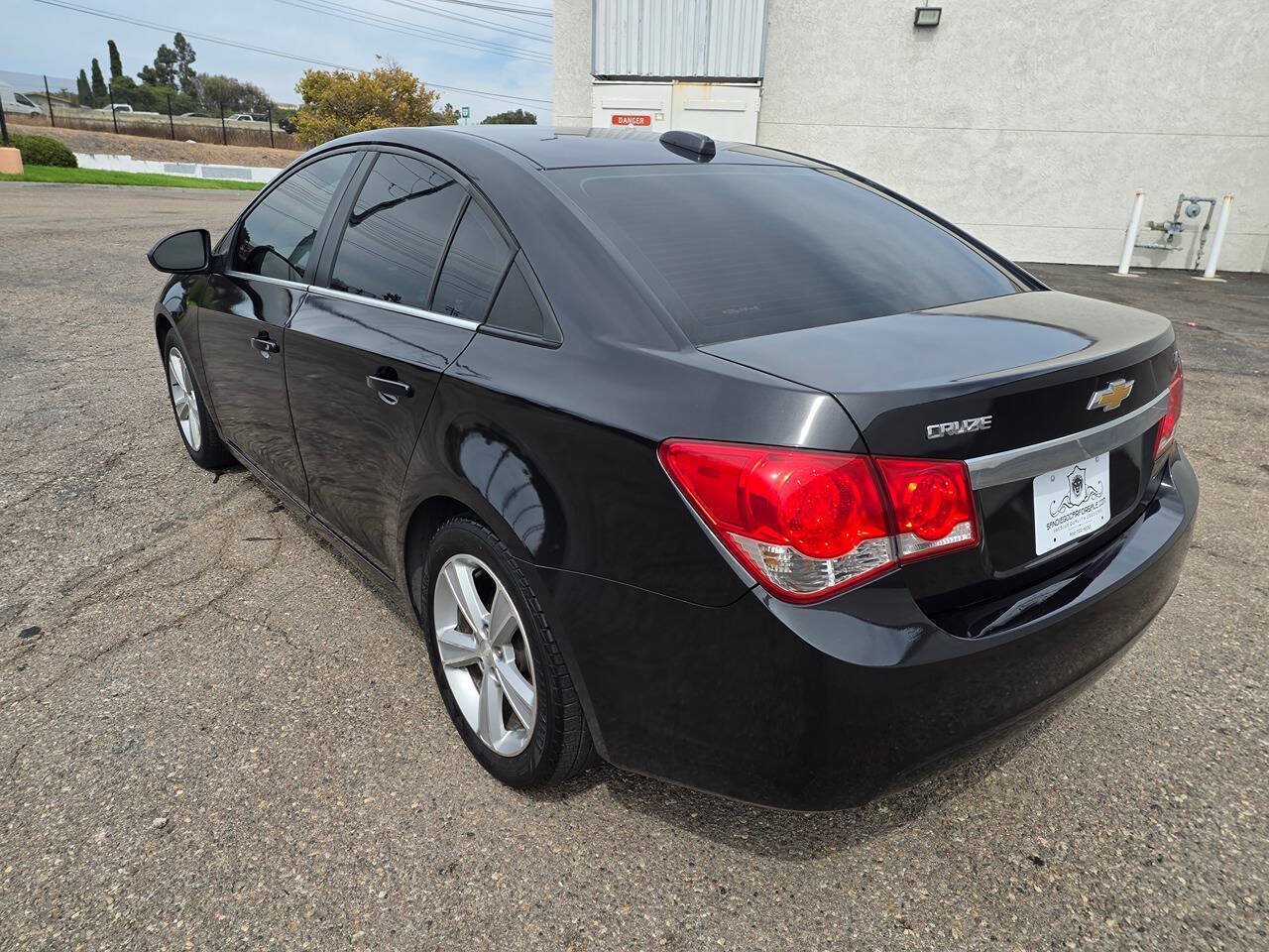 Used 2015 Chevrolet Cruze LT FWD image 11