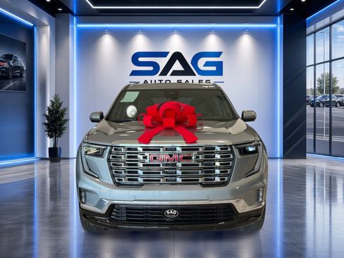 Used 2024 GMC Acadia Denali w/ Super Cruise Package FWD image 7
