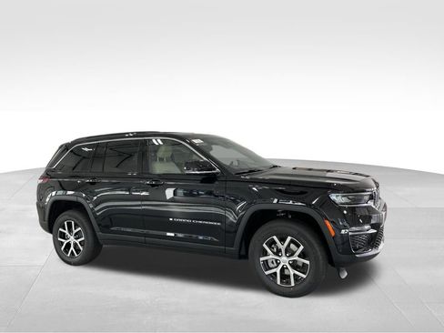 New 2025 Jeep Grand Cherokee Limited w/ Luxury Tech Group II image 2