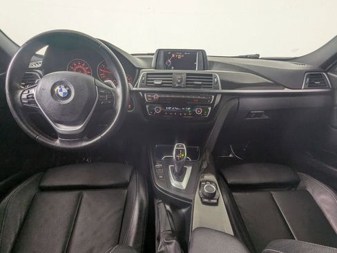 Used 2017 BMW 330i Sedan RWD image 14