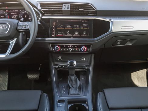 New 2025 Audi Q3 2.0T Premium w/ Convenience Package image 18