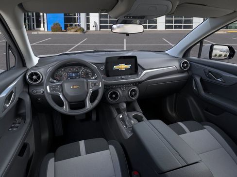 New 2025 Chevrolet Blazer LT image 15