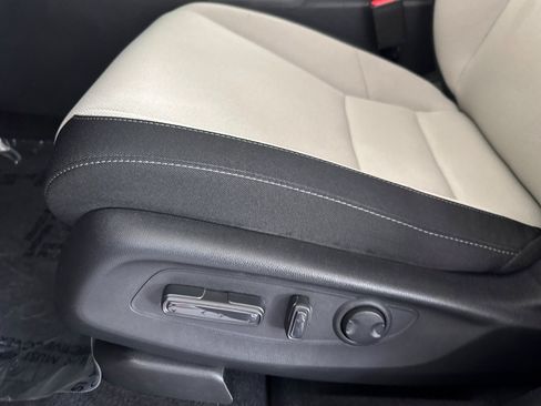 Certified 2024 Honda CR-V EX image 14