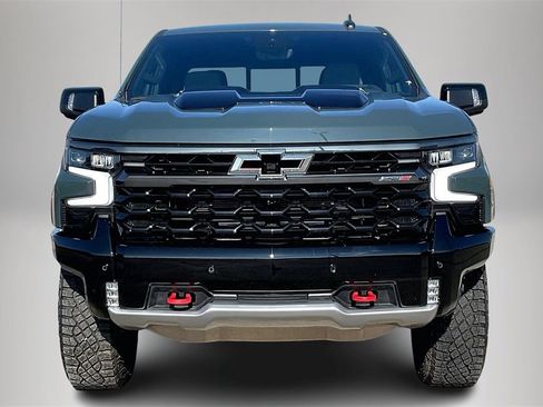 Certified 2025 Chevrolet Silverado 1500 ZR2 w/ Technology Package image 3