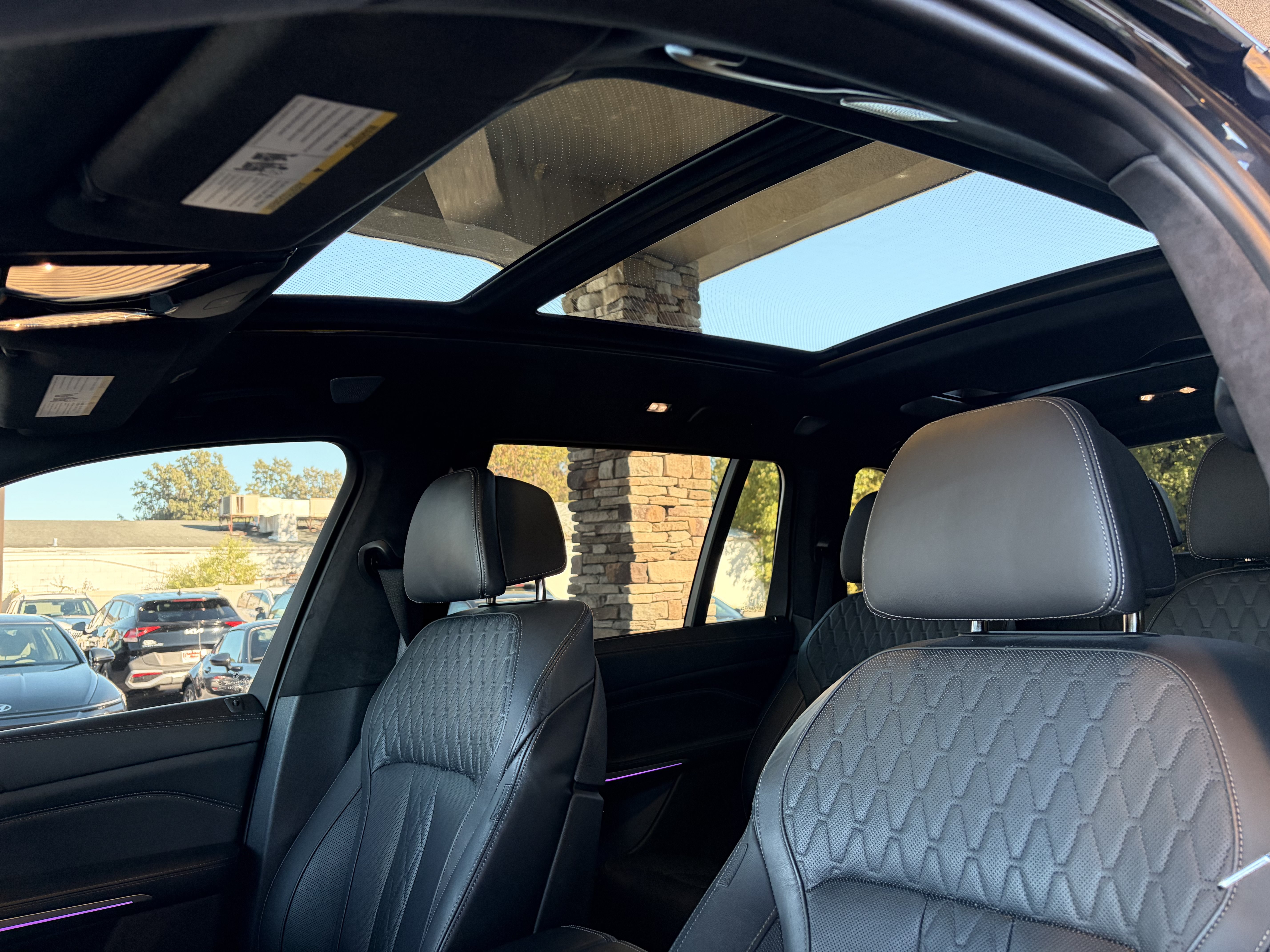 Used 2023 BMW X7 M60i w/ Executive Package AWD/4WD image 15