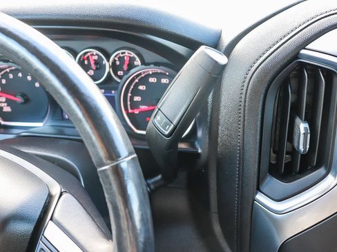 Used 2021 Chevrolet Silverado 1500 LT image 20