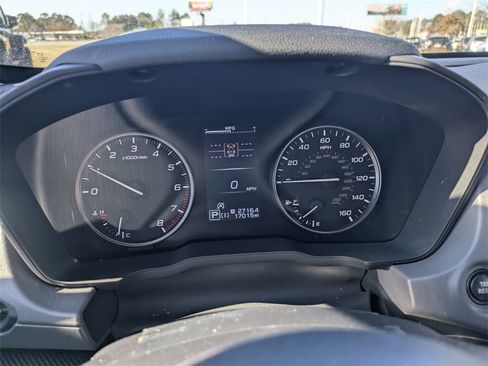 Used 2024 Subaru Crosstrek 2.0i Premium image 30