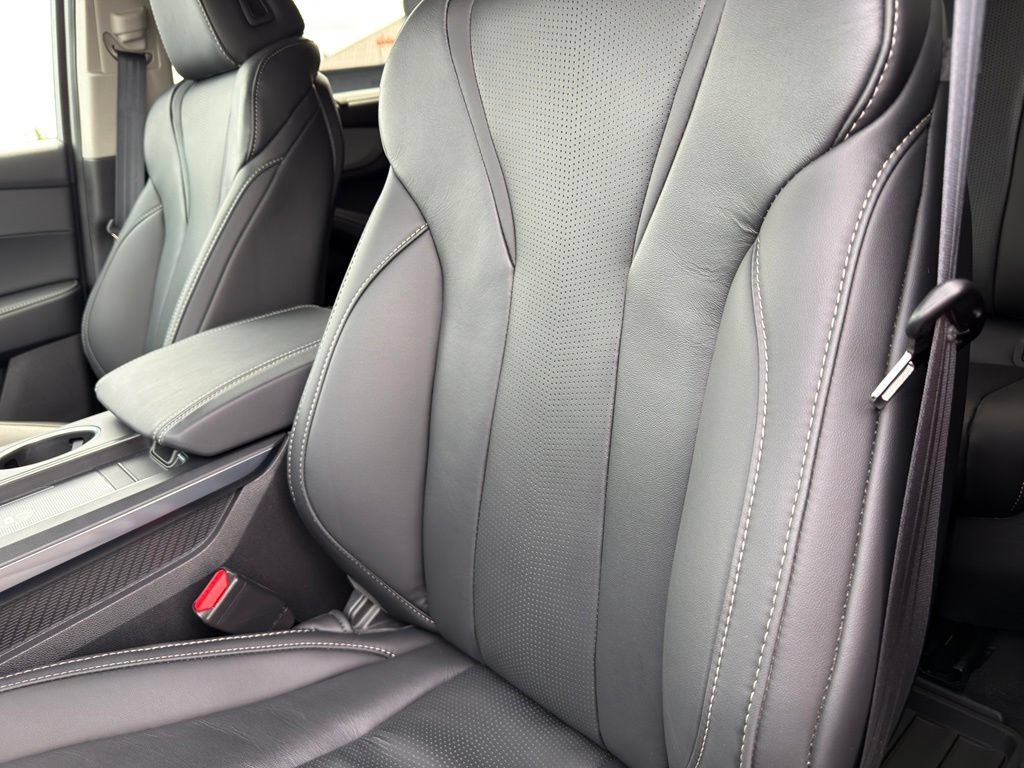 Certified 2026 Acura MDX w/ Technology Package FWD image 12