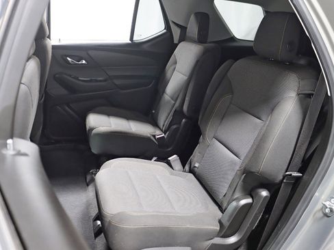 Used 2018 Chevrolet Traverse LT image 25