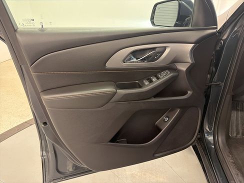 Used 2019 Chevrolet Traverse LT w/ LPO, Floor Liner Package image 30