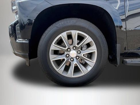 Used 2022 Chevrolet Silverado 1500 High Country AWD/4WD image 35