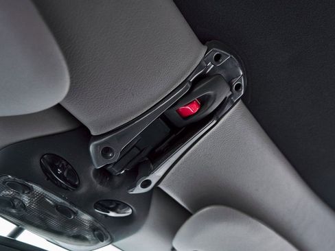 Used 2005 Porsche 911 Turbo image 83