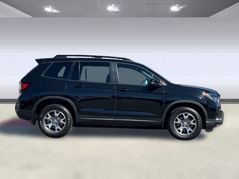 Used 2023 Honda Passport TrailSport image 7