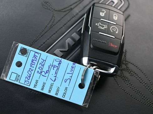 Used 2024 RAM 3500 Limited image 27