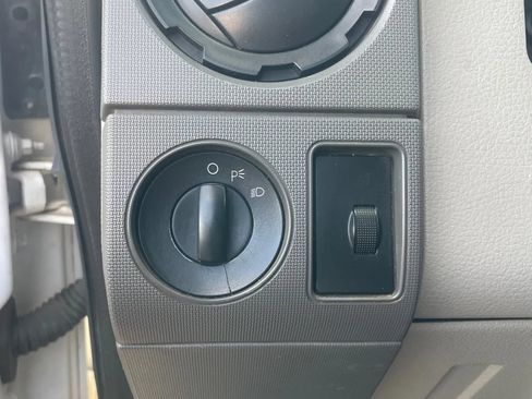 Used 2008 Ford F550 2WD Crew Cab Super Duty image 20