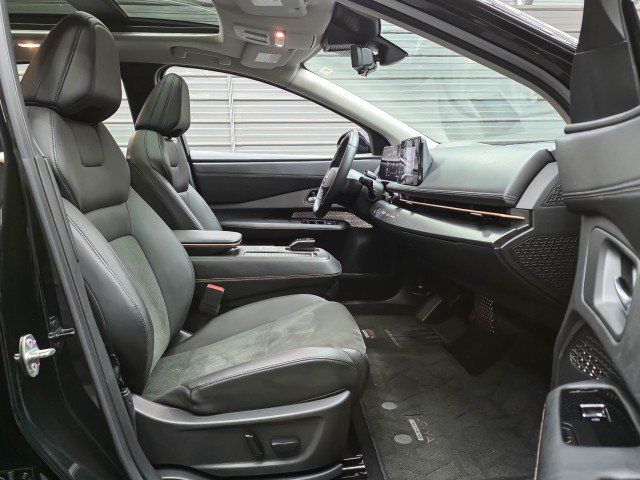 Used 2023 Nissan Ariya FWD image 15