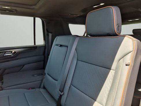 New 2026 GMC Yukon XL AT4 image 19