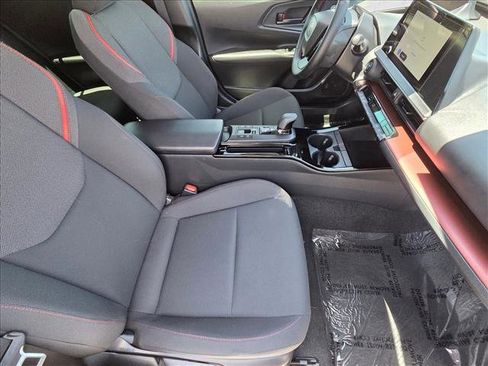 Used 2023 Toyota Prius Prime FWD image 19