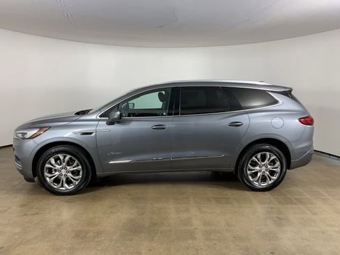 Used 2021 Buick Enclave Avenir w/ Avenir Technology Package AWD/4WD image 17