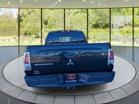 Used 2007 Mitsubishi Raider LS image 6