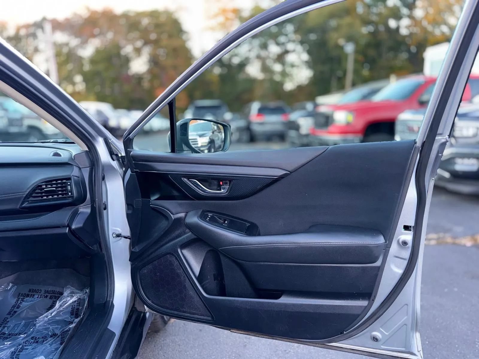 Used 2020 Subaru Outback Premium AWD/4WD image 30