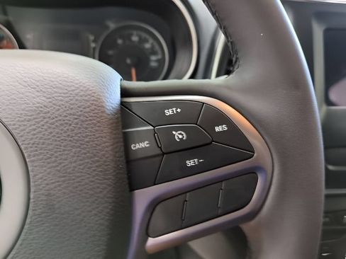 Used 2021 Jeep Cherokee Latitude Lux AWD/4WD image 21
