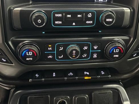 Used 2015 Chevrolet Silverado 1500 LTZ Z71 w/ LTZ Plus Package AWD/4WD image 27