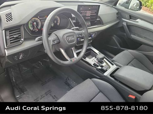 Certified 2024 Audi Q5 e Premium Plus w/ Premium Plus Package AWD/4WD image 2