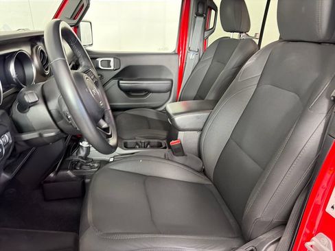 Used 2019 Jeep Wrangler Unlimited Sport S AWD/4WD image 11