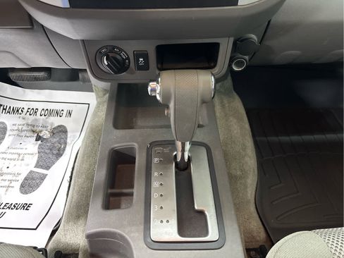 Used 2016 Nissan Frontier SV image 16