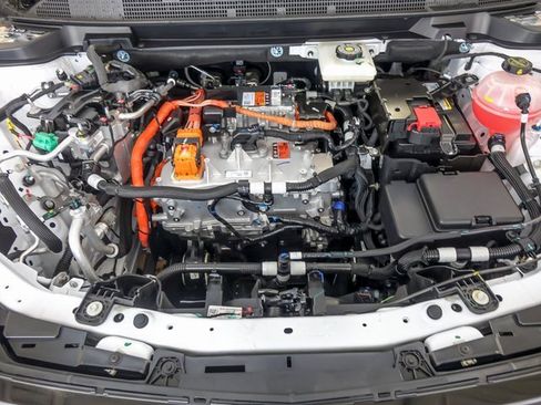 New 2026 Chevrolet Equinox EV LT image 23